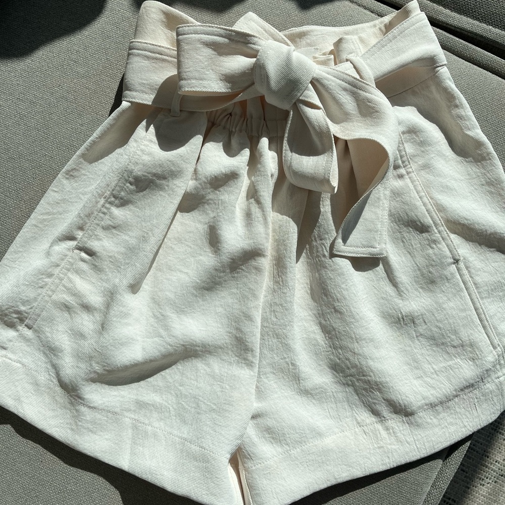 Wilfred paperbag high waisted shorts